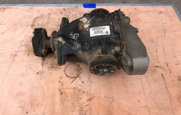 BMW X1 E84 Rear differential 7592938 SAD451279 89120510C967000