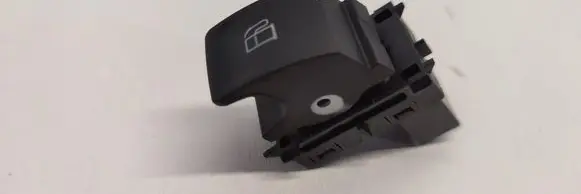 Cupra Formentor Tailgate opening switch 5H0959833