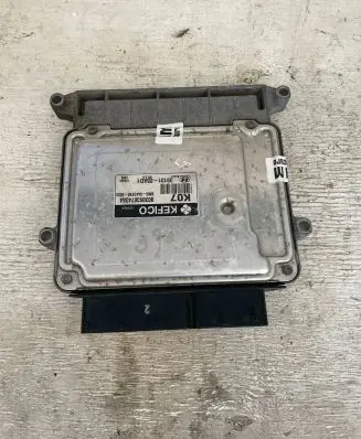Hyundai Accent Engine control unit/module 3910126AD1 9030930743A4 GM0644D7855000