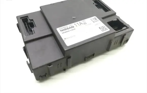 Nissan X-Trail T30 Door control unit/module 284B2-JD11A 5WK46480