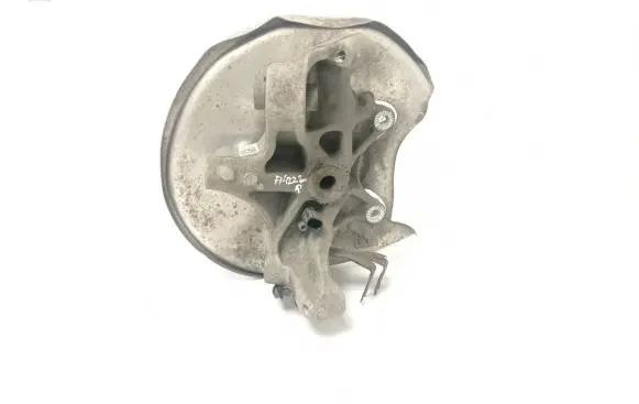 Rear wheel hub
