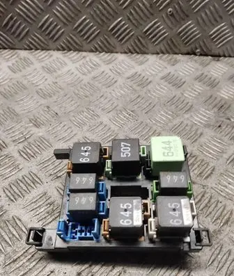 Volkswagen Caddy Fuse module 7n0937503