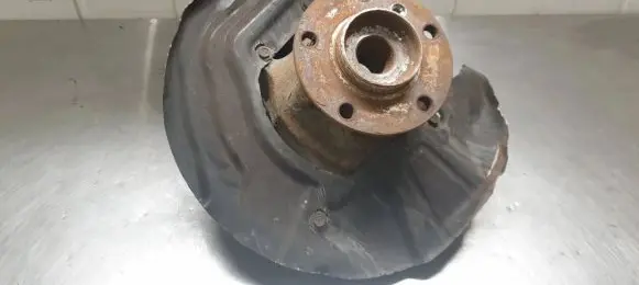 BMW X3 F25 Front wheel hub