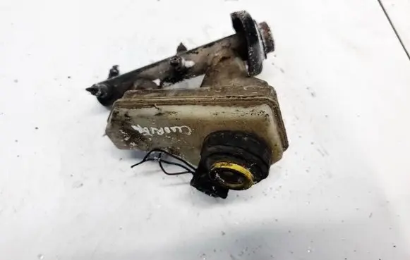 Ford Fiesta Brake fluid reservoir 74471060