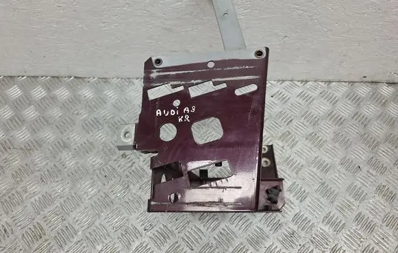 Audi A8 S8 D2 4D Fender mounting bracket 4D0821137