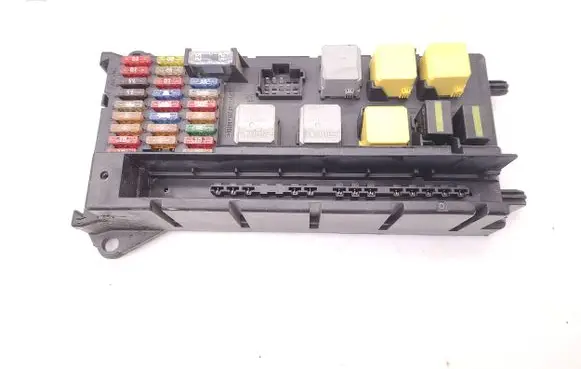 Mercedes-Benz Sprinter W906 Fuse module A9065454701 0035420015 50JF11F02