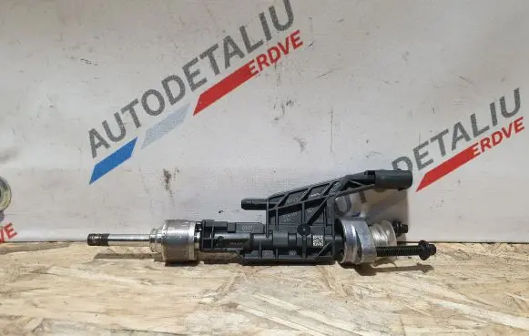 Fuel injector