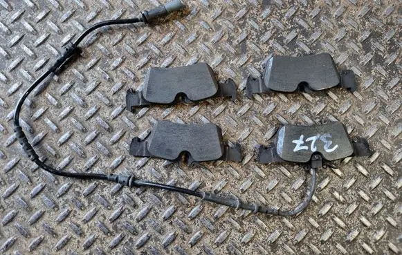 BMW 2 F44 Brake pads (rear) 6854435