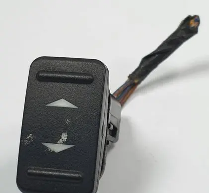 Ford Mondeo MK IV Quarter vent window switch 6M2T-14529-AD
