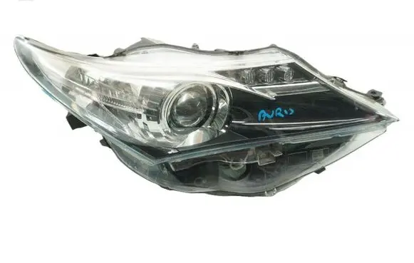 Toyota Auris E180 Headlight/headlamp 8111002E31