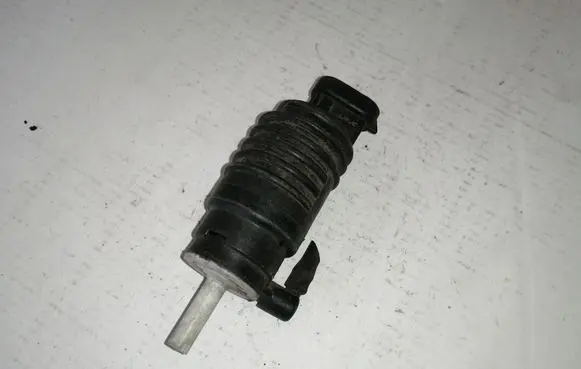 Renault Espace II Windscreen/windshield washer pump 7700802336