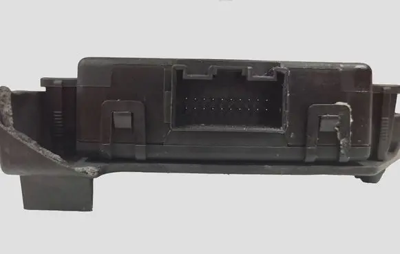 Audi A3 S3 8P Gateway control module 1K0907530J