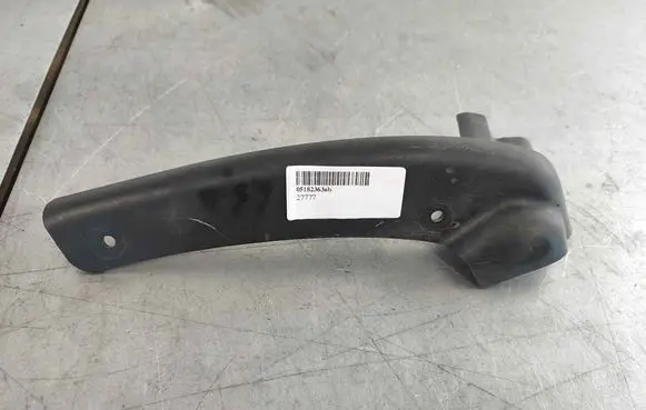 Dodge RAM Fender end trim 05182363AB