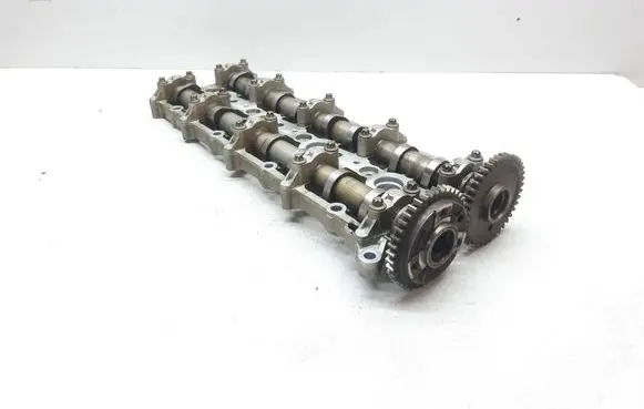 BMW 3 F30 F35 F31 Camshaft 8575437 11318575437 8575438