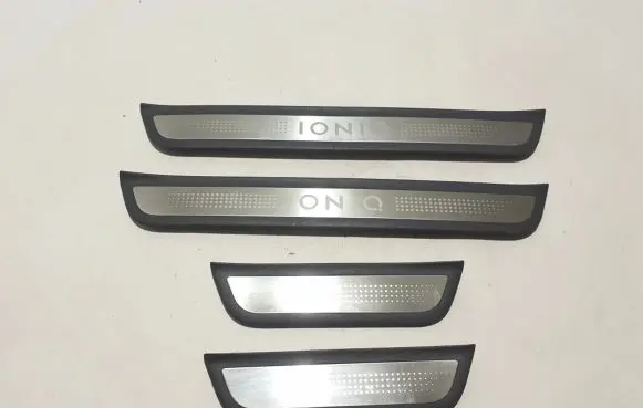 Hyundai Ioniq Front sill trim cover