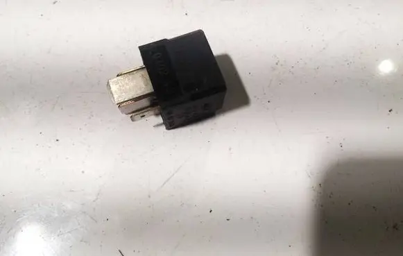Volkswagen Cross Polo Other relay 7M0951253A