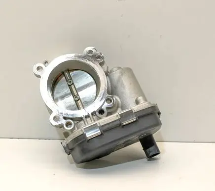 Audi Q3 F3 Throttle valve 04E133062T