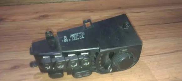 Mazda Xedos 6 Climate control unit