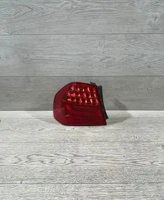 BMW 3 E90 E91 Rear/tail lights 7289425