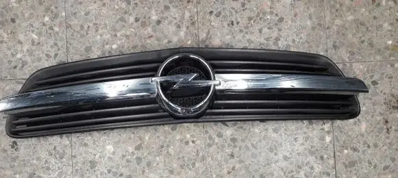 Opel Meriva A Front bumper upper radiator grill 3086101