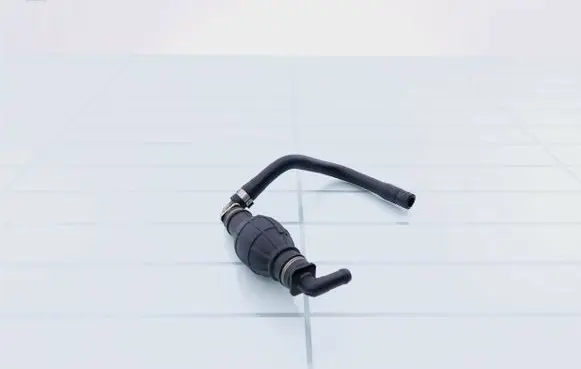 Volvo S40, V40 Mechanical fuel pump 