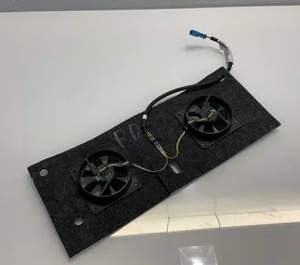 Mercedes-Benz E W211 Seat fan/blower 2118202142 A2118202142