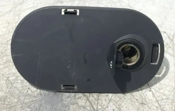 Toyota Proace Cigarette lighter trim front 1401181877