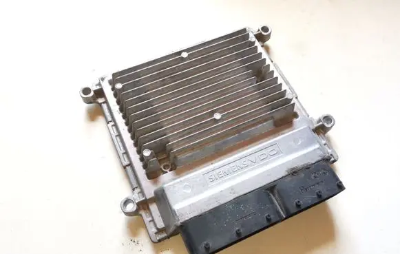 Dodge Caliber Engine control unit/module P68000110AC 68000110AC A2C53172365