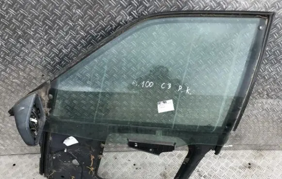 Audi 100 200 5000 C3 Front door window/glass frame 