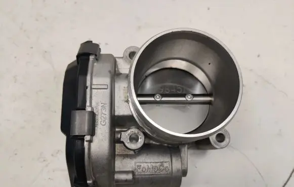 Ford Mustang VI Throttle valve GB8E9F991BC