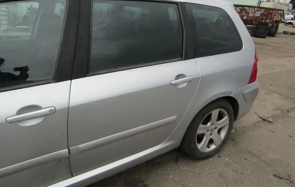 Peugeot 307 CC Rear door 