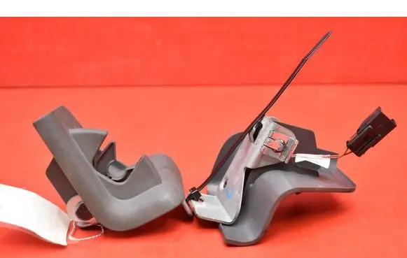 Tailgate/trunk/boot lock/catch/latch