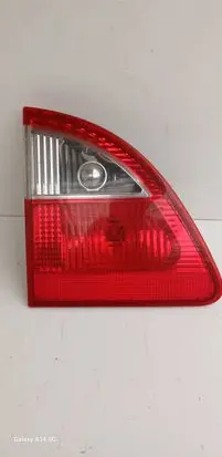 Tailgate rear/tail lights
