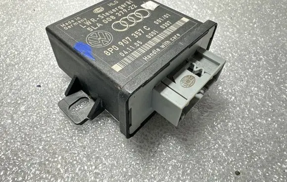 Audi A6 S6 C6 4F Light module LCM 8P0907357C 5LA00837922