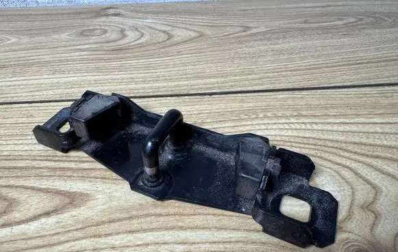 Ford S-MAX Loading door lock loop/hook striker 3M51R404B12 25262