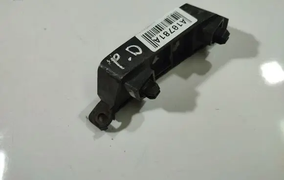 Honda Jazz Front bumper mounting bracket