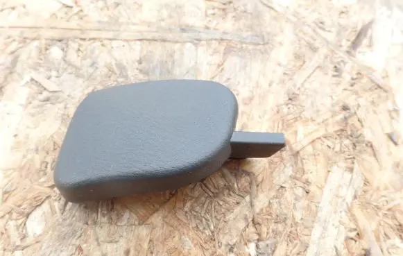 Honda FR-V Seat adjustment handle 