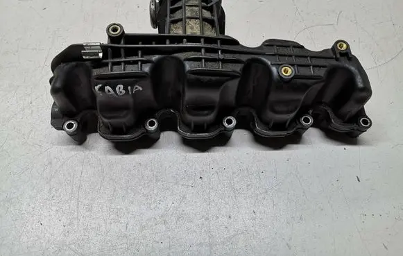 Skoda Fabia Mk2 (5J) Intake manifold 03L129711