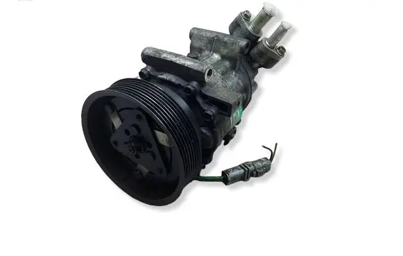 Renault Modus Air conditioning (A/C) compressor (pump) 8200357173KASACJA 8200357173