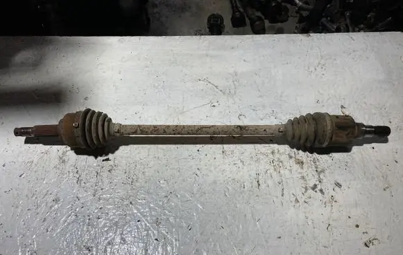Chrysler Pacifica Rear driveshaft