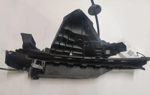 Ford C-MAX I Front door lock 3M51R21978 2400001