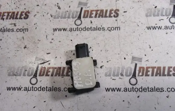 Mercedes-Benz S W221 Airbag deployment crash/impact sensor A0038202926