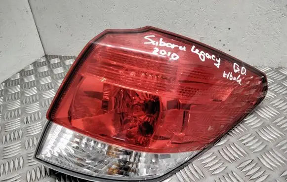 Subaru Legacy Rear/tail lights