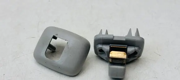Audi A3 S3 8V Sun visor clip/hook/bracket 8U0857562