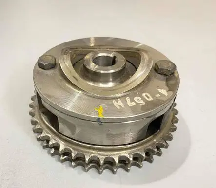 Mercedes-Benz W123 Vacuum pump