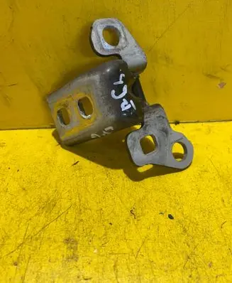 Renault Clio III Front door upper hinge 