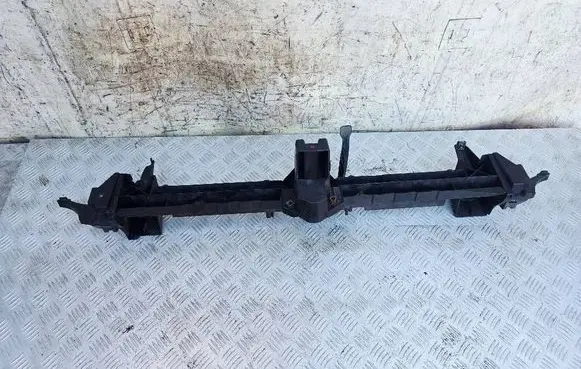 Peugeot 3008 I Front bumper mounting bracket 9805433490