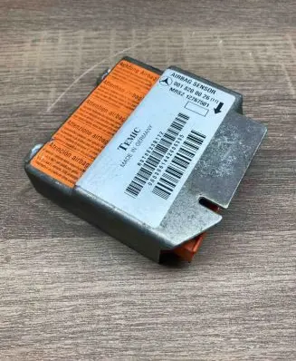 Mercedes-Benz E W210 Airbag control unit/module 0018200026 MRSZ12767501