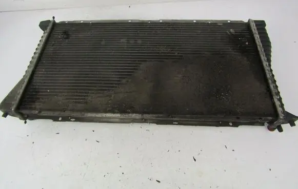 BMW 5 E39 Coolant radiator 22473459