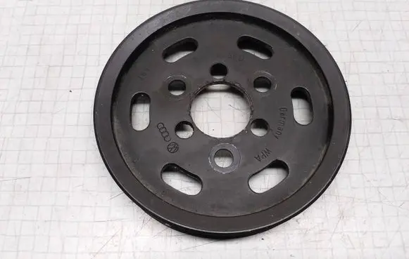 Audi A4 S4 B6 8E 8H Power steering pump pulley 038145255D